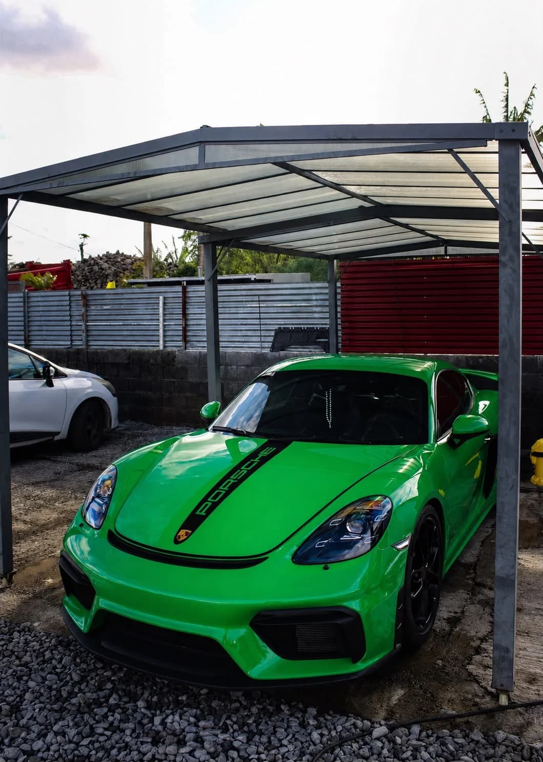 Porsche 718 Cayman GT4